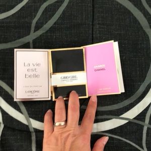 La vie est belle, Good Girl, Chanel Chance samples